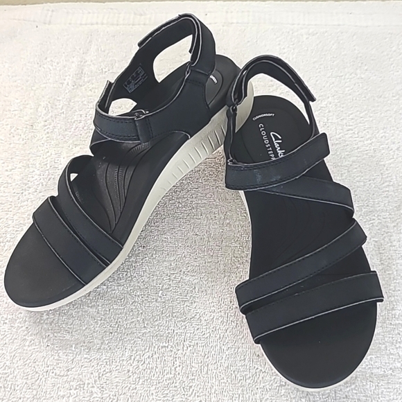 CLARKS Cloudsteppers Glide Hi Ella Wedge Sandals Black, size 9.5 - Picture 1 of 10